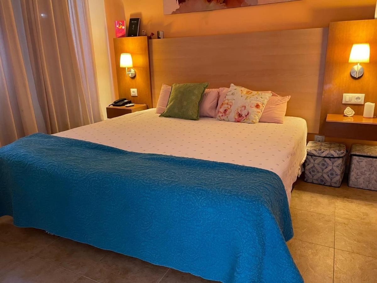 Apartamento Punta Umbria Parking Incluido Y Piscina Luaran gambar